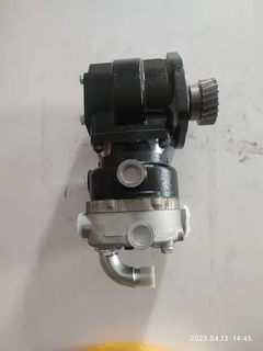 Air Condition Compressor for Tonly Sany XCMG Truck Engine Spare Parts