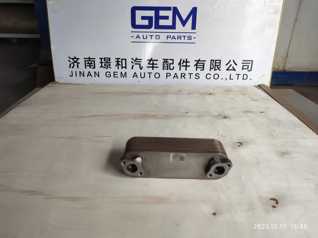 200V05601-0166 Oil Cooler with Sealing Gasket for Sinotruk Sitrak Truck Spare Parts