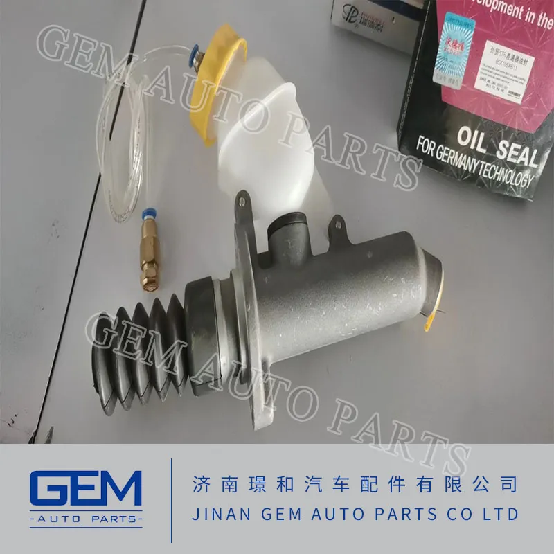 Clutch Master Cylinder 4120000140 for HOWO FAW Foton Beiben Dcec Dongfeng JAC Truck Parts Weichai Engine Spare Parts